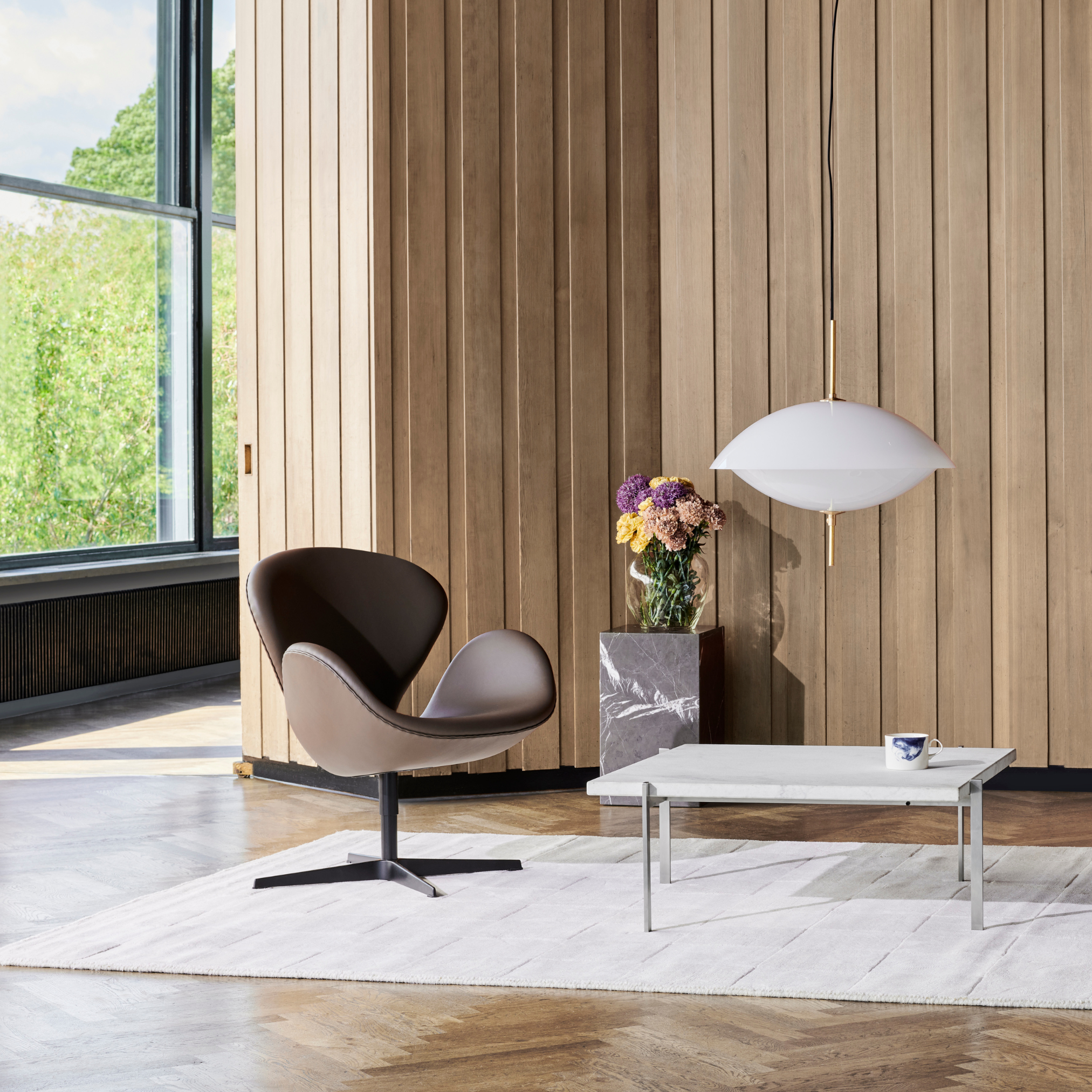 Swan Lounge Chair
